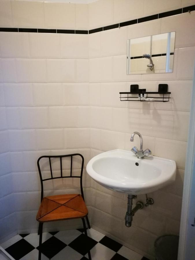 En Suite Haag Exteriör bild